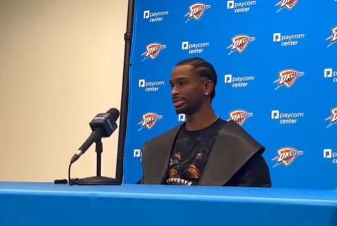 九游官网主页-亚历山大谈人手不足：并不重要，现在每支球队都有伤病